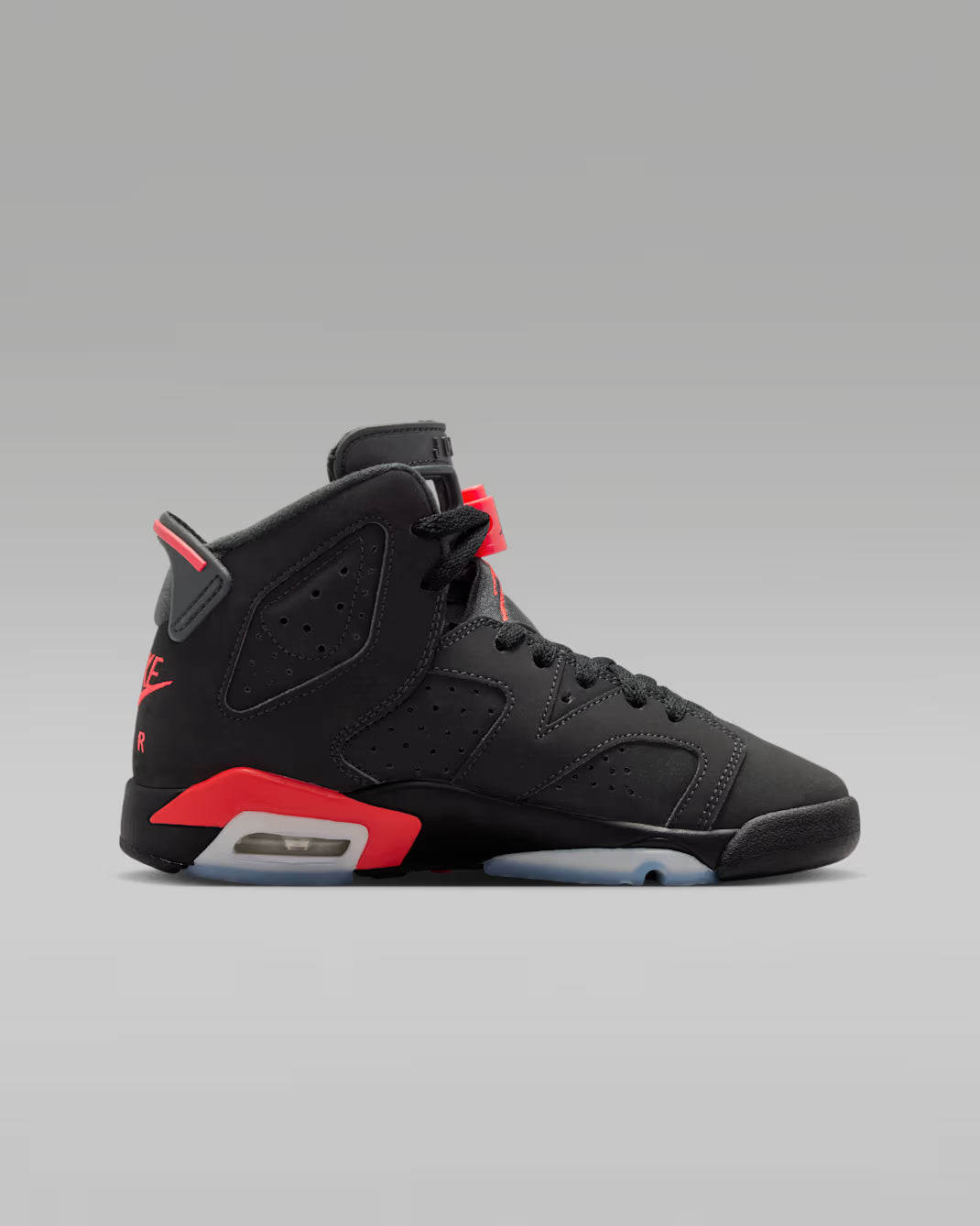 Air Jordan 6 Retro &