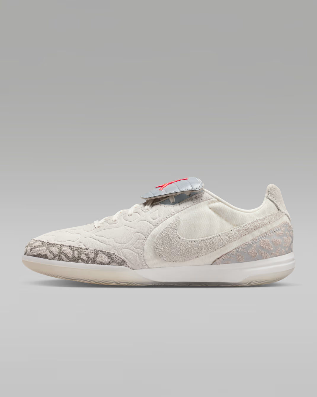 Jordan Tiempo Streetgato SE