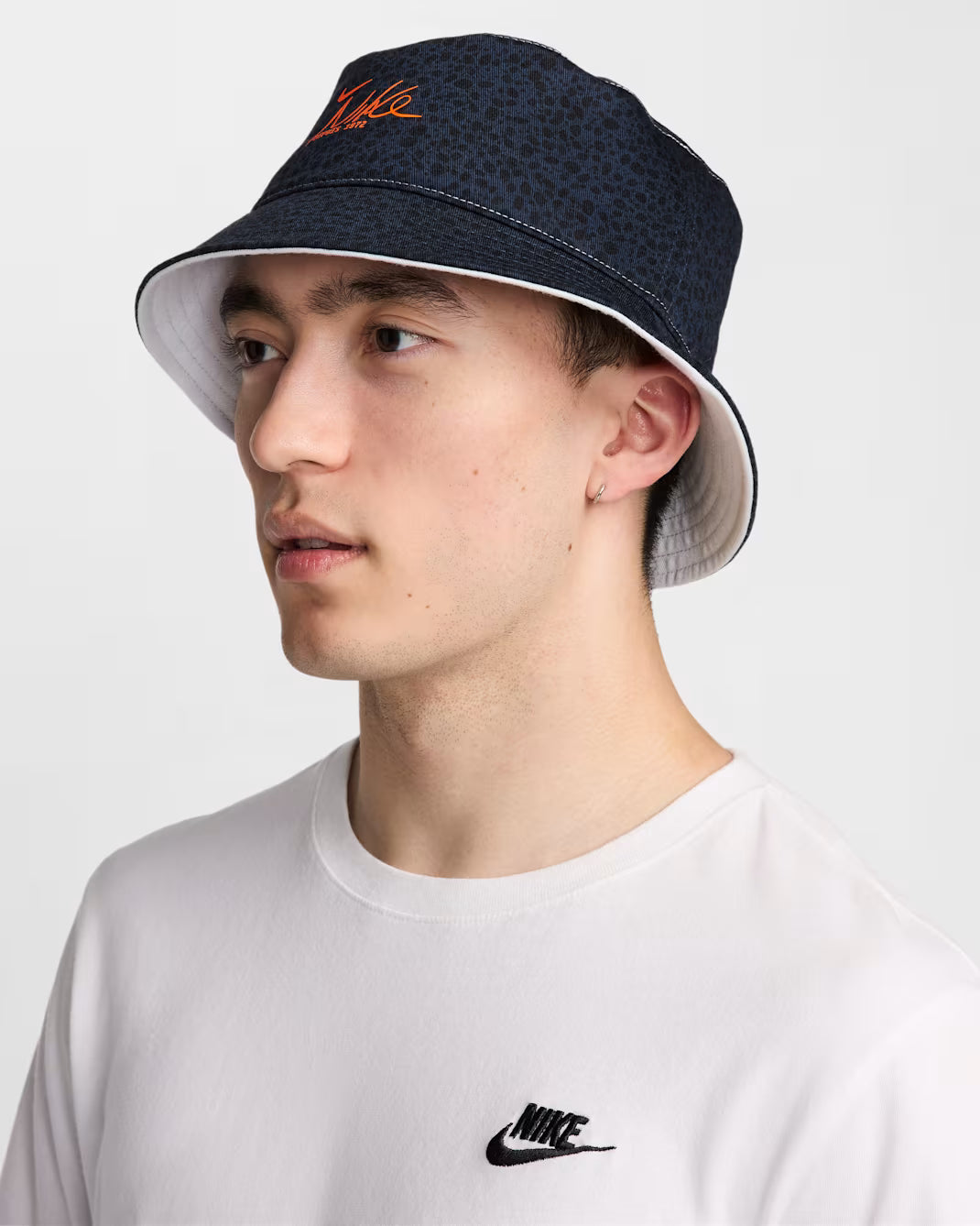 Nike Apex Electric Bucket Hat
