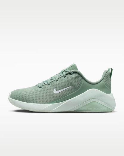 Nike Bella 7