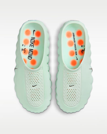 Nike Mind 001