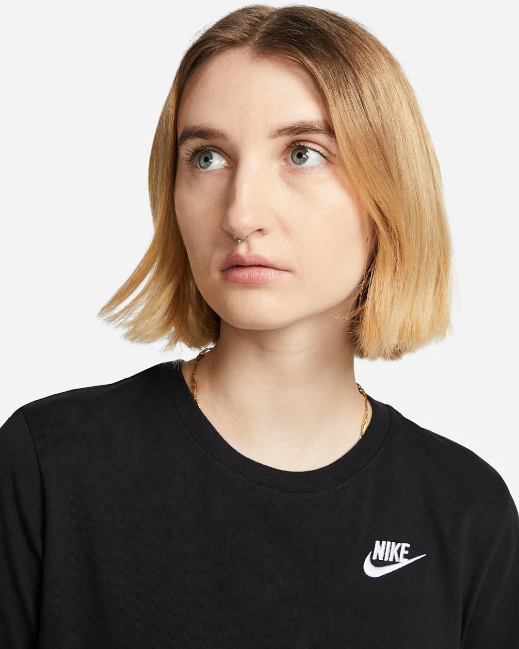 Nike Sportswear Club Essentials Women&