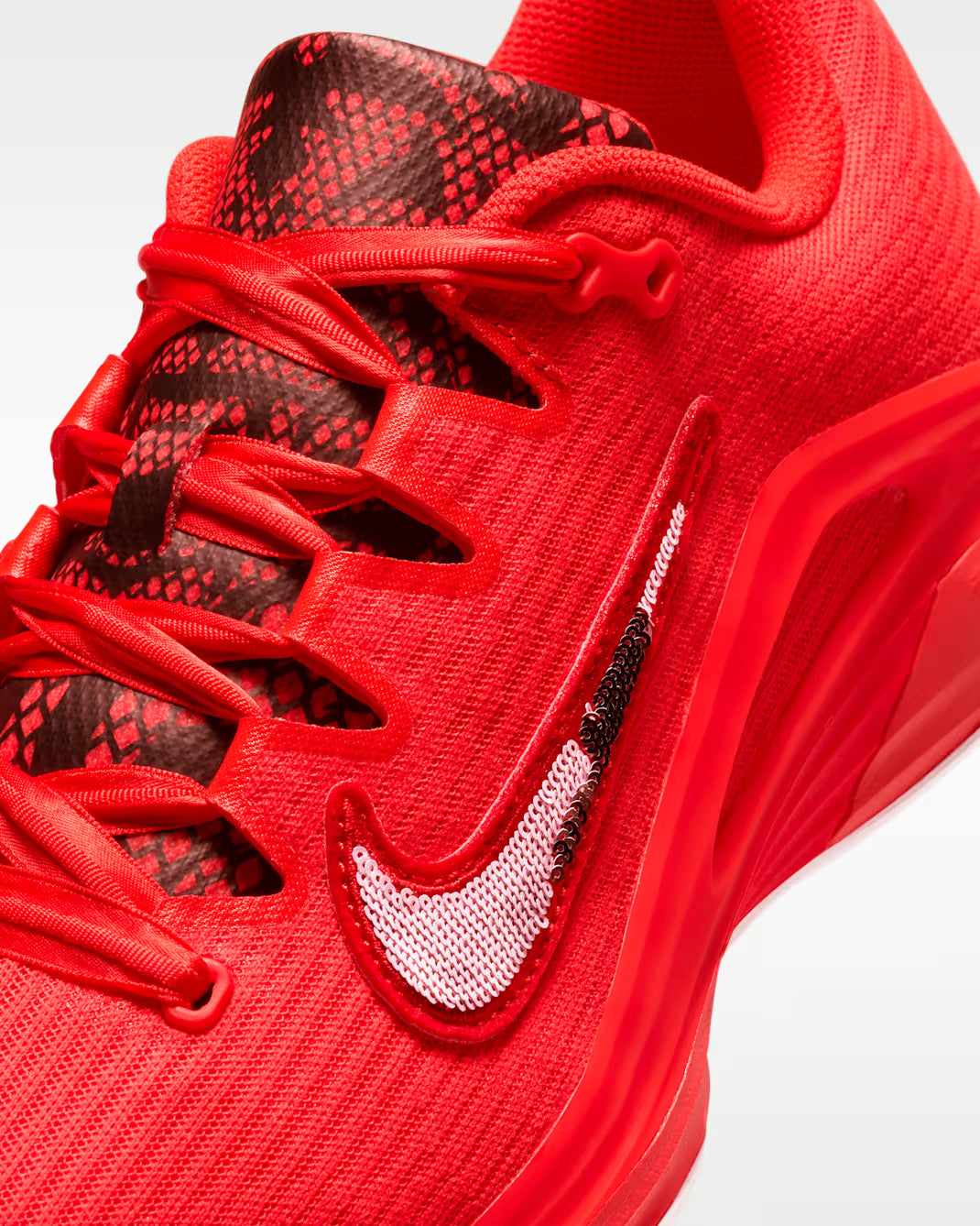 Nike Vapor 12 &
